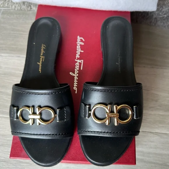 Salvatore Ferragamo Black Leather Rhodes Sandals
